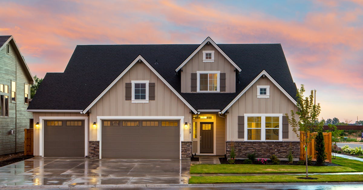 Concrete versus asphalt driveway comparison for Nashville homes